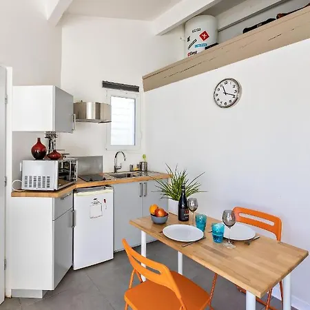 Apartment Equipe Avec Matos Sport